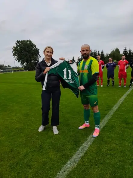 Koszulka z podpisami zawodników wsparła Kasię i jej mamę